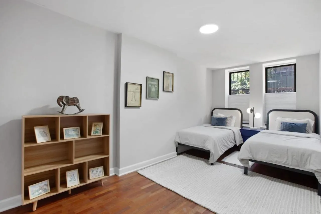Holiday home Charming Central Park Townhome New York